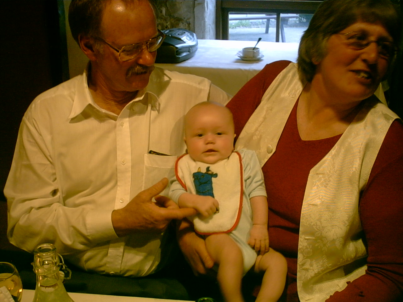 Kiesanowski and Kerdemelidis wedding trip/4_Breakfast/IMG00017.JPG